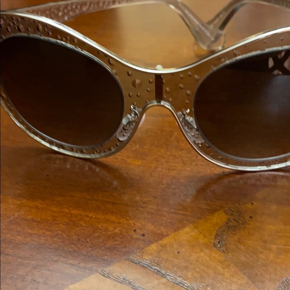 Sunglasses - Picture 8 of 8